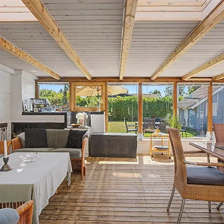 Rosalie - 150m From The Sea By Interhome Otterup